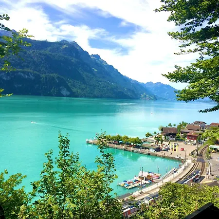 Romantic & Mountain Pure Swissness * Brienz