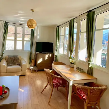 Romantic Lake & Mountain Apartment Pure Swissness Apartment Brienz (Bern)