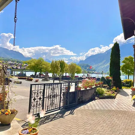 Romantic Lake & Mountain Apartment Pure Swissness Apartment