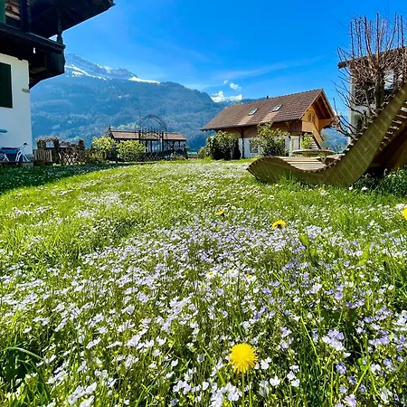 Romantic Lake & Mountain Apartment Pure Swissness
