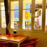 Romantic & Mountain Pure Swissness Апартаменты Бриенц