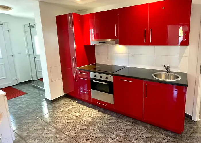 Romantic & Mountain Pure Swissness * ブリエンツ